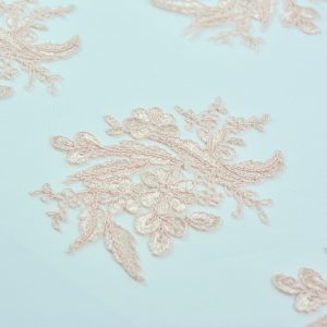 Dantela brodata - Roz 2 dsc1027