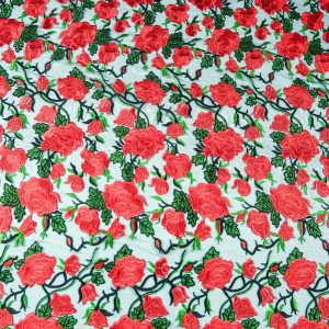 Dantela brodata - Trandafiri rosii 5 dsc10502