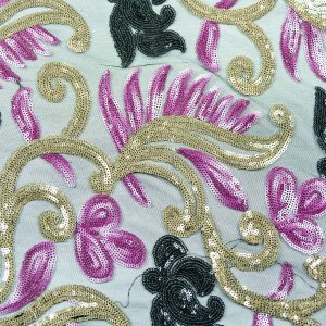 Dantela cu paiete - Ciclam si auriu 3 dsc1242