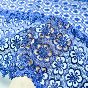 Dantela brodata cu flori - Albastru Royal 1 dsc1622