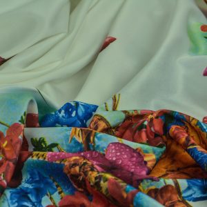 Tafta imprimata - Alba cu flori mari