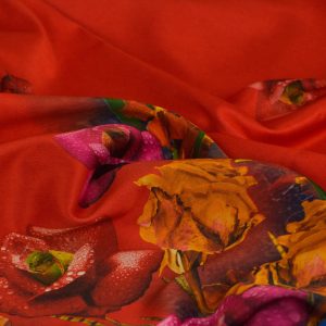 Tafta imprimata - Rosu cu flori