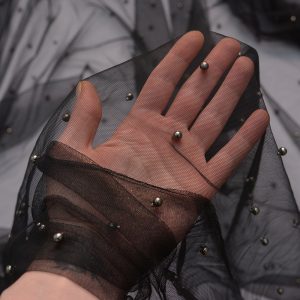 Tulle cu perle - Negru cu auriu