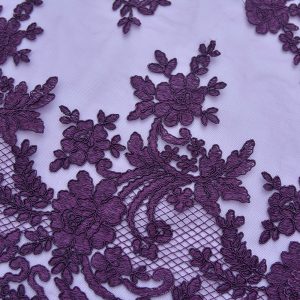 Dantela brodata 3D - Mov