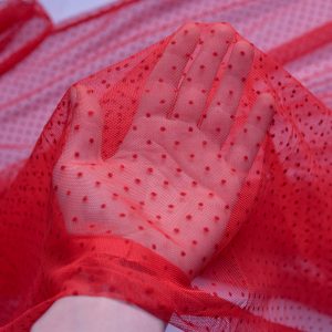 Tulle fin cu buline mici - Rosu 2 Tulle fin cu buline mici - Rosu