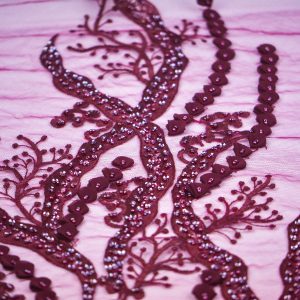 Dantela cu margele si paiete - Visiniu