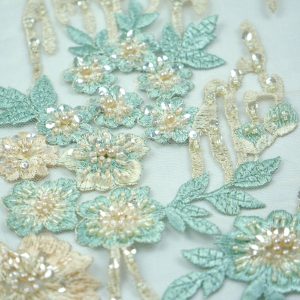 Dantela cu margele si paiete - Crem si menta 5 Dantela cu margele si paiete - Crem si menta