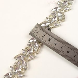 Banda termoadeziva cu strasuri 3