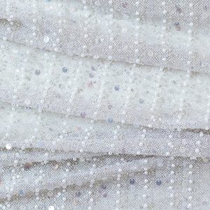 Dantela alba cu paiete si margele 4 Dantela alba elastica