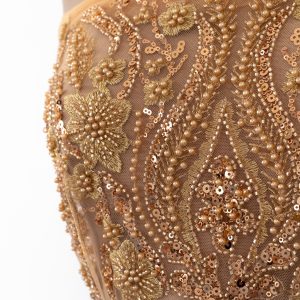 Dantela aurie luxury cu perle, margele si paiete