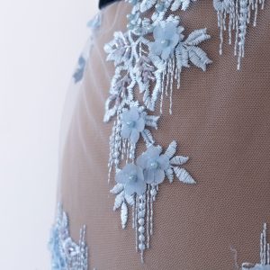 Dantela bleu ciel cu flori 3d