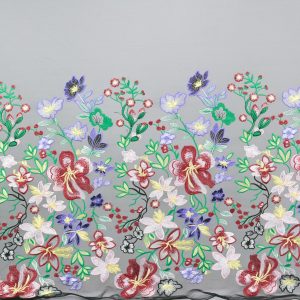 Dantela brodata - Negru cu flori multicolore