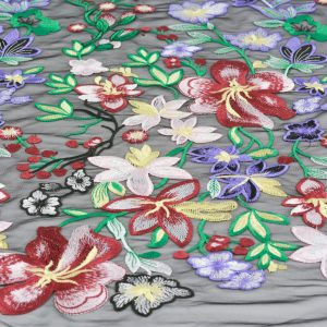 Dantela brodata - Negru cu flori multicolore 3 Dantela brodata - Negru cu flori multicolore