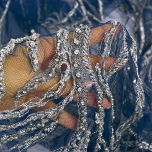 Dantela cu perle si paiete - Bleumarin crengute 3 dantela cusuta manual 22 bleumarin crengi4 1