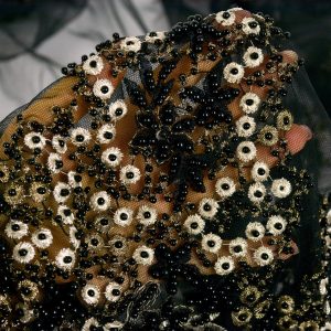 Dantela cu margele - Negru si Auriu 3 Dantela cu margele - Negru si Auriu