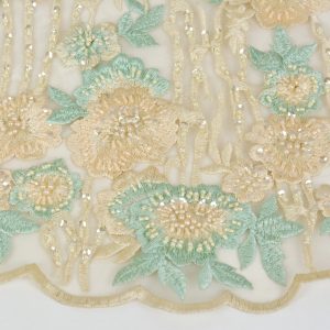 Dantela cu margele si paiete - Crem si menta