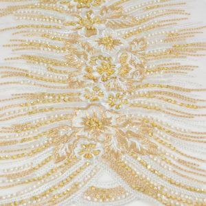 Dantela cu margele - Alb cu Auriu 2 Dantela cu pietre - Alb cu Auriu