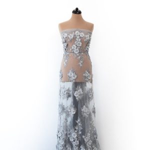 Dantela gri cu flori 3d