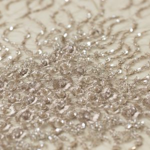 Dantela gri cu pietre, perle si margele 4 Dantela gri cu pietre, perle si margele