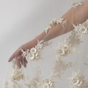 Dantela ivoire flori mari 6 Dantela ivoire flori mari