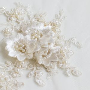 Dantela ivoire flori mari 7 Dantela ivoire flori mari