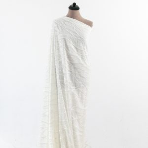 Dantela ivoire cu paiete si margele