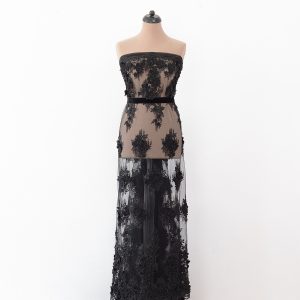 Dantela neagra cu flori 3d