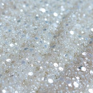 Dantela nude bej cu paiete si margele 3 Dantela nude bej cu paiete si margele