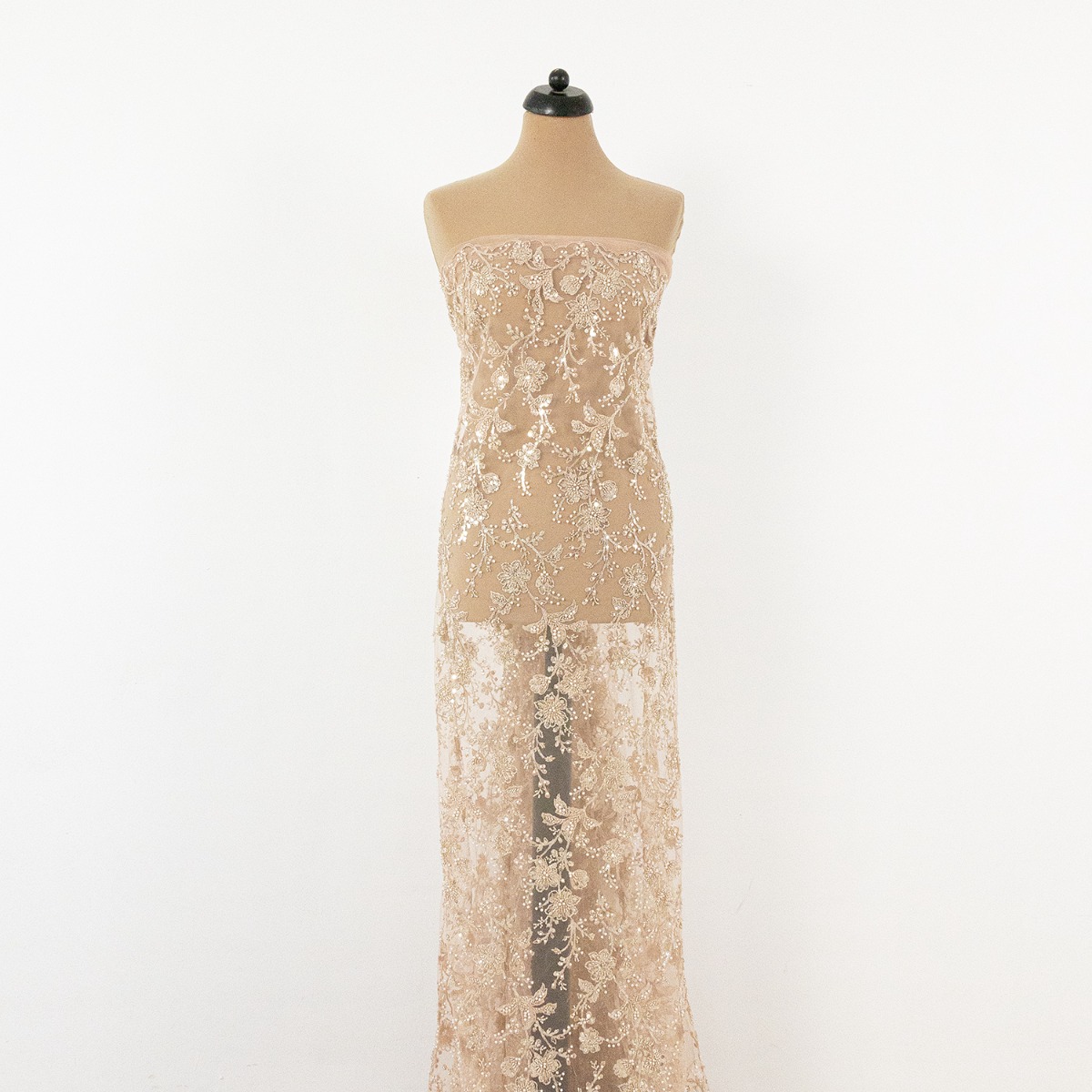 images Dantela neagra cu flori 3d