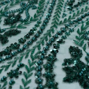 Dantela verde cu flori din paiete margele si perle 9 dantela verde cu flori din paiete margele si perle 10