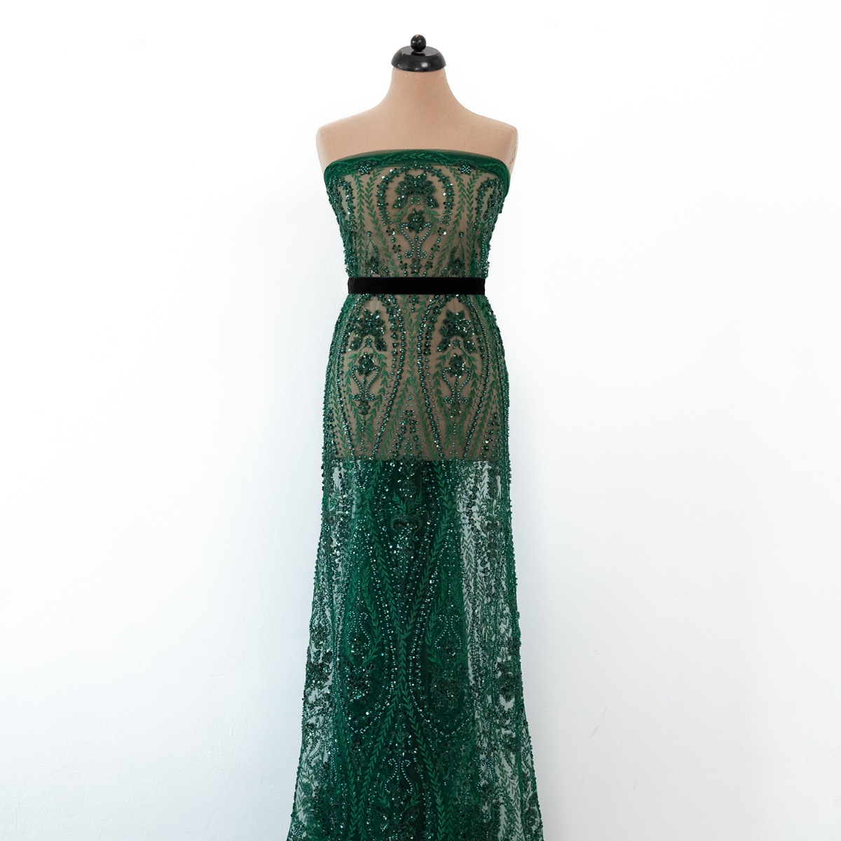 images dantela verde cu flori din paiete margele si perle 2