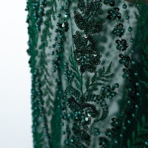 Dantela verde cu flori din paiete margele si perle 5 dantela verde cu flori din paiete margele si perle 6