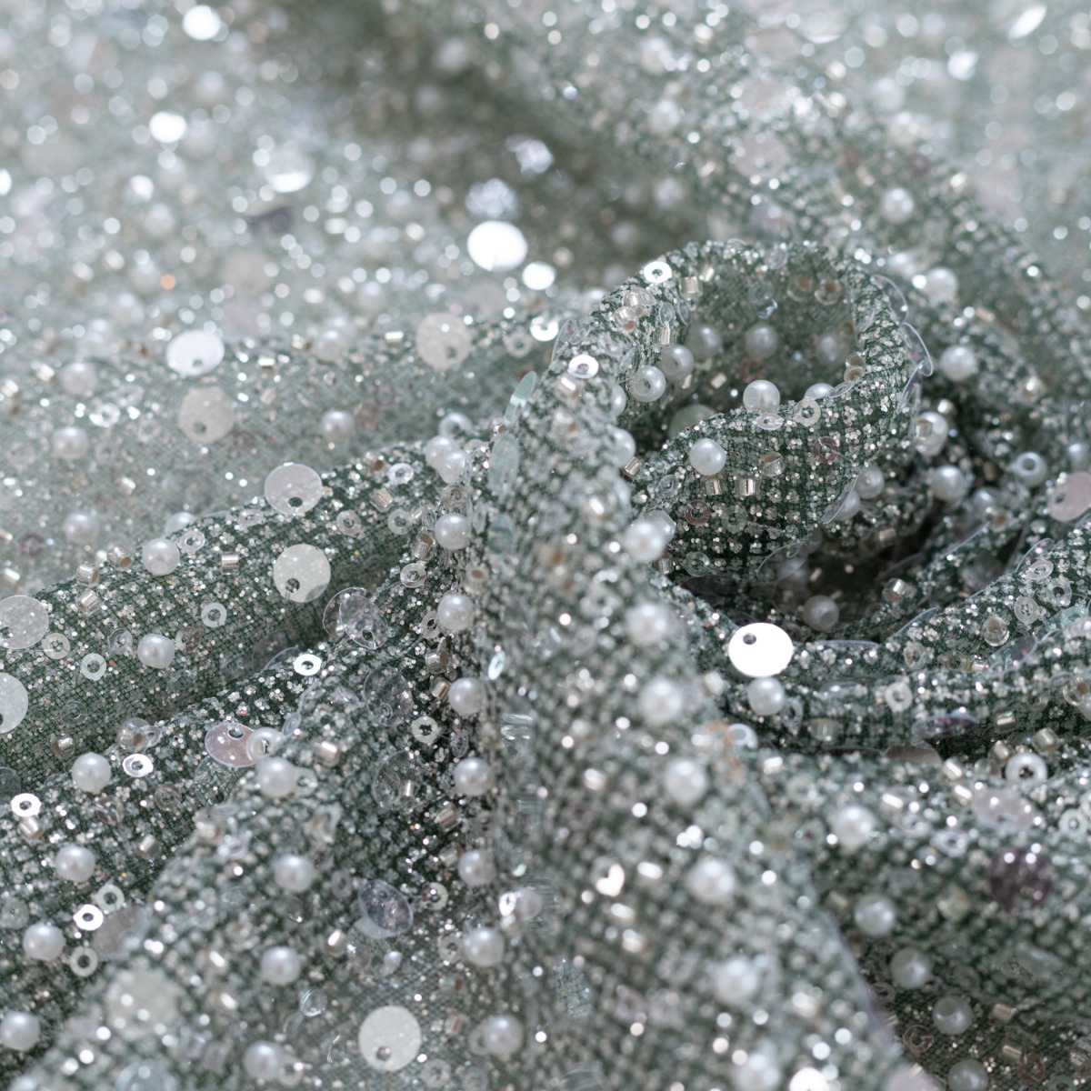 images dantela verde cu paiete si margele pe baza elastica 10