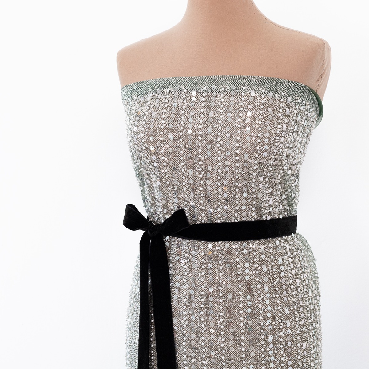 images Dantela neagra cu flori 3d