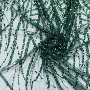 Dantela verde cu siraguri din paiete margele si perle 10 dantela verde cu siraguri din paiete margele si perle 14