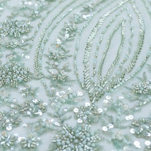 Dantela verde mint cu flori din paiete margele si perle 7 dantela verde mint cu flori din paiete margele si perle 7