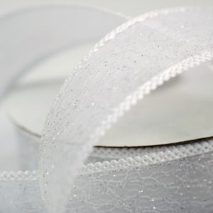 Danteluta alba cu fir lame latime 3.5 cm