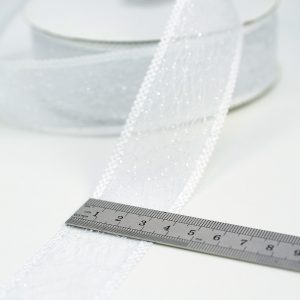 Danteluta alba cu fir lame latime 3.5 cm 2 Danteluta alba cu fir lame latime 3.5 cm