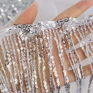 Dantela cu franjuri - Argintiu 2 Dantela cu franjuri - Argintiu