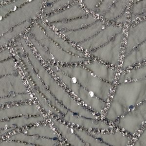 Dantela argintie cu paiete