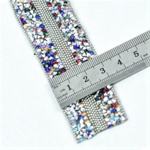 Banda termoadeziva cu strasuri multicolore 2 Banda termoadeziva cu strasuri multicolore