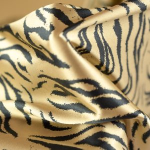 Satin Animal Print elastic auriu cu dungi 5 satinanimalprintauriu6