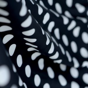 Satin soft - Matasica negru cu buline albe mari 5 Satin soft - Matasica negru cu buline albe mari