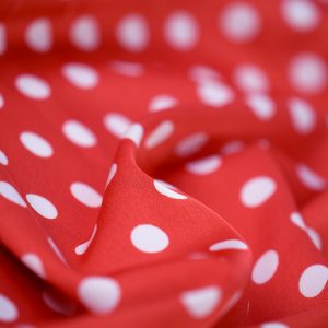 Satin soft - Matasica rosu cu buline albe