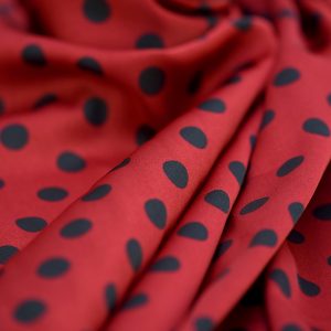 Satin soft - Matasica rosu cu buline negre 4 Satin soft - Matasica rosu cu buline negre