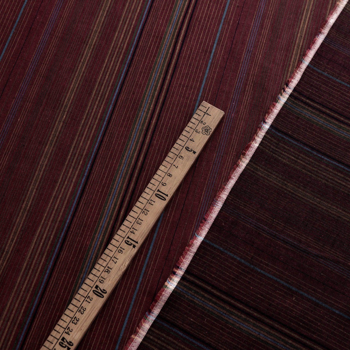 Stofita grena dungi multicolore