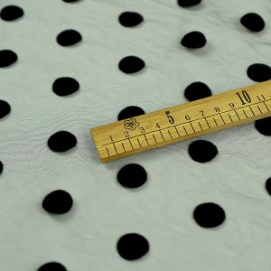 Tulle cu buline mari - Negru 2 tiul cu buline negre