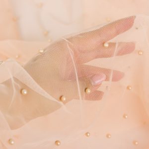 Tulle cu perle - Nude Somon