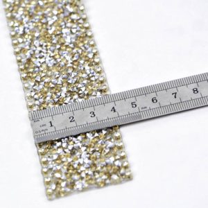 Banda termoadeziva cu pietre si strasuri - Auriu