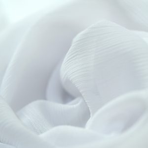 Voal Alb Chiffon Creponat